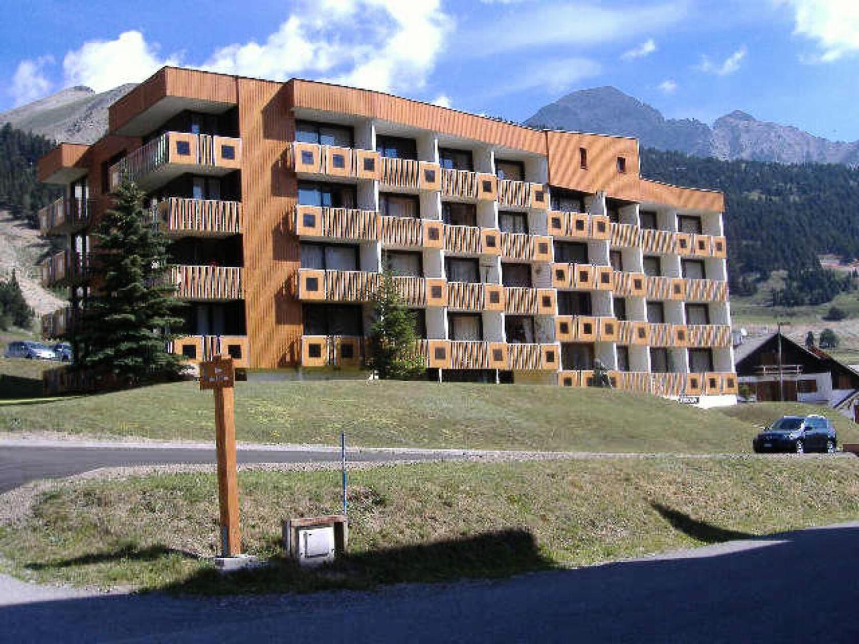 Residence Arzerier - "Special Petit Budget" Mini Studio Avec Parking Mae-9204 Montgenevre Luaran gambar